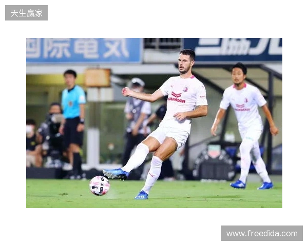 官方:37岁陈柏良加盟定南赣联,身披17号球衣 官方:37岁陈柏良加盟定南赣联,身披17号球衣