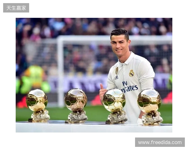 拉门斯：场外我只是个普通人；作为门将我最大的偶像是诺伊尔