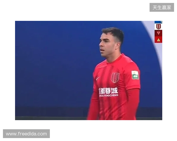 半场-成都蓉城暂0-0青岛海牛 罗慕洛、韦世豪中柱 韦林顿失良机 半场-成都蓉城暂0-0青岛海牛 罗慕洛、韦世豪中柱 韦林顿失良机